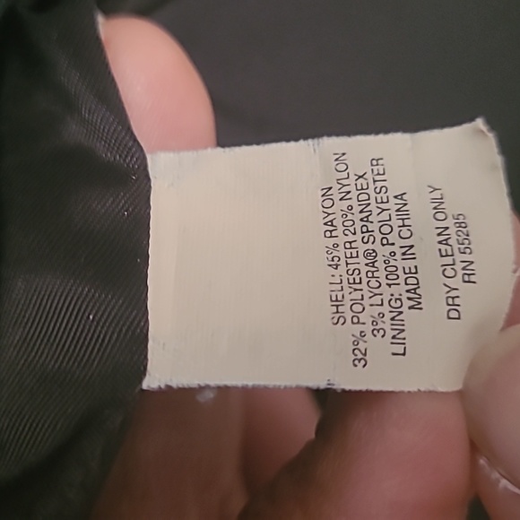 Express Design Studio Suit - Picture 5 of 7